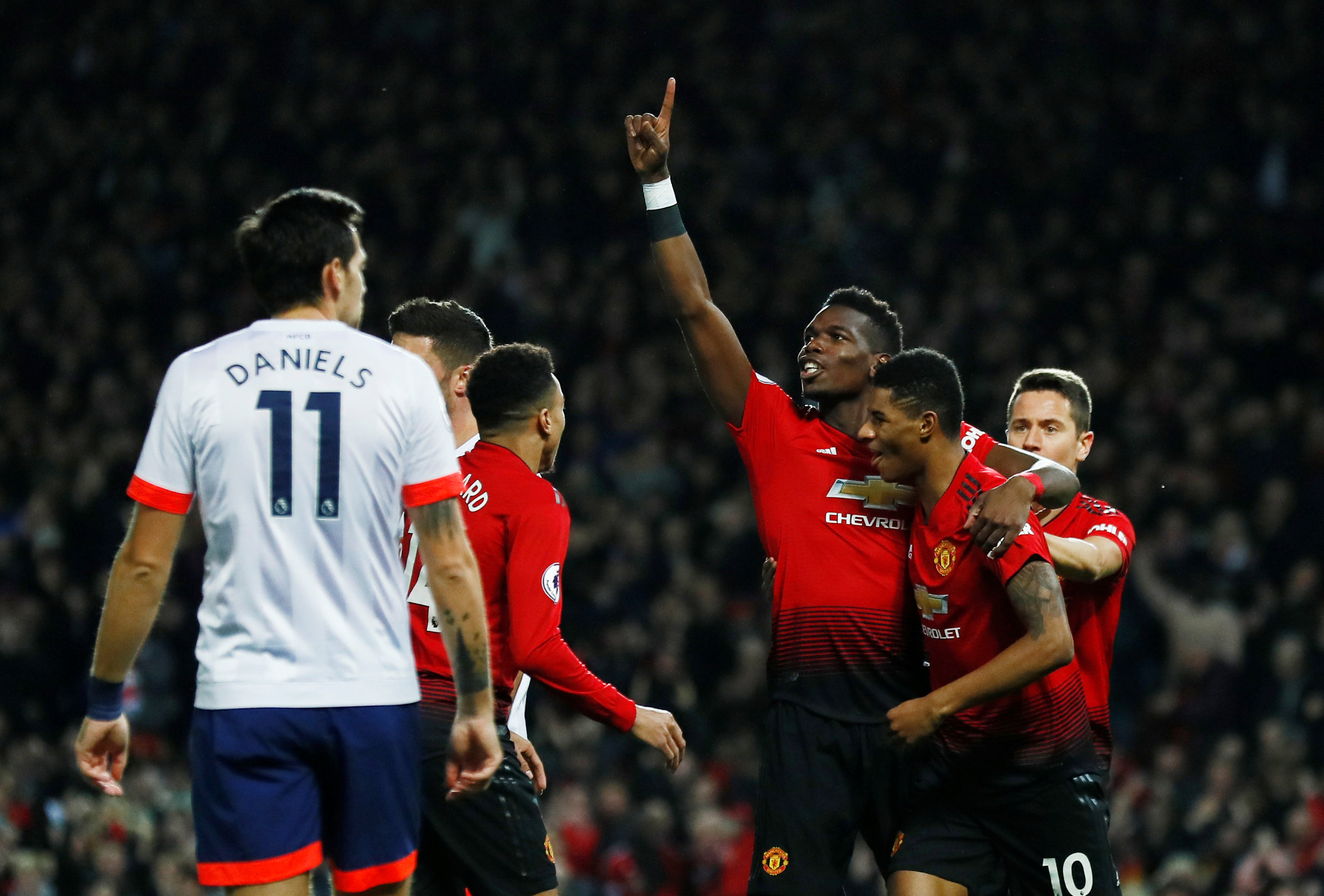 这位年轻的 这位年轻的