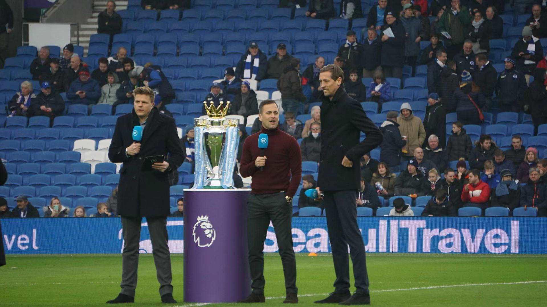 在场上的表 在场上的表