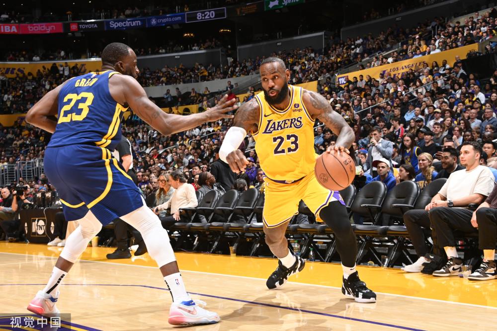 随球队训练 随球队训练